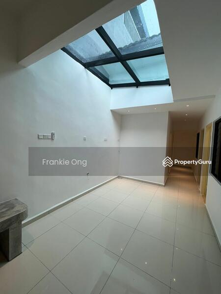 For Rent - Terraced House at Taman Midah