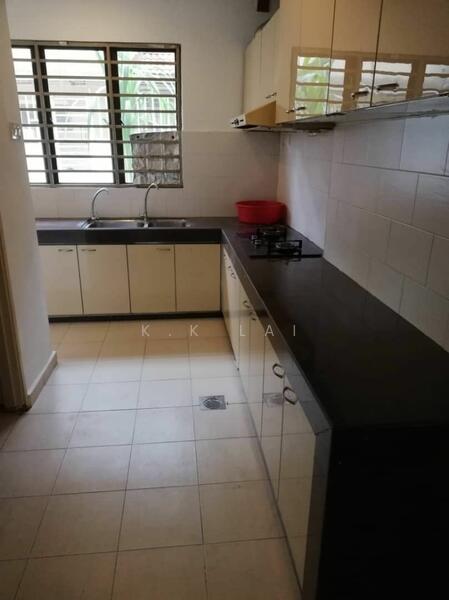 For Rent - Terraced House at Damansara Damai