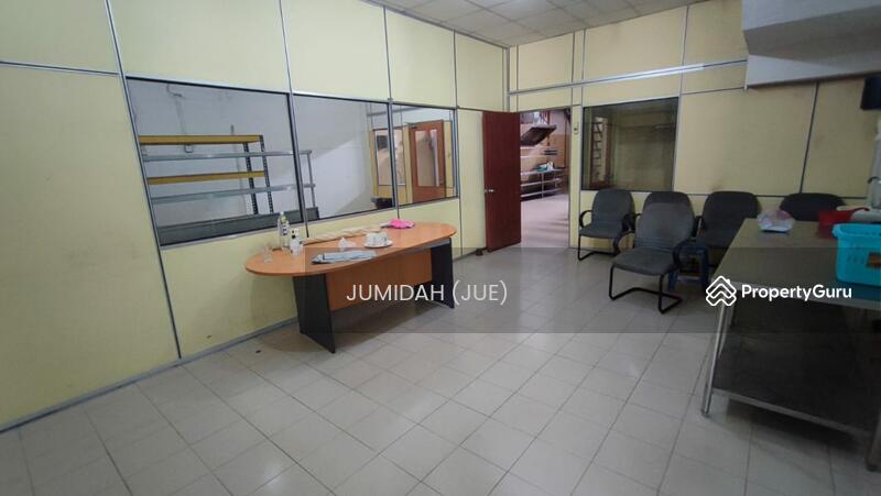 1.5 Storey Factory At Hicom Glenmarie Industrial Park
