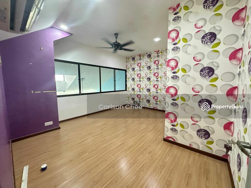Untuk Dijual - 1.5-storey Terraced House at Usj 2