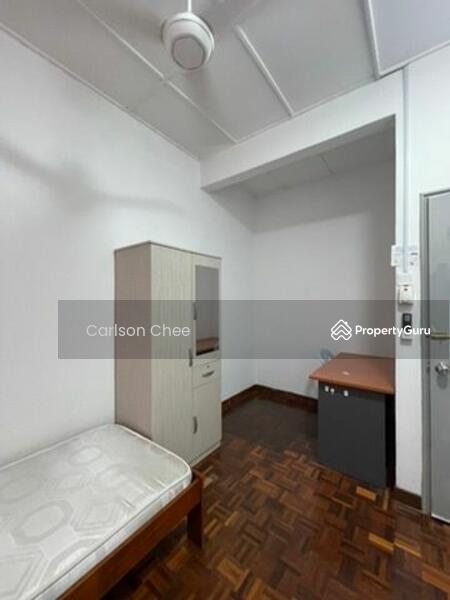 Untuk Dijual - 2-storey Terrace House at Usj 13