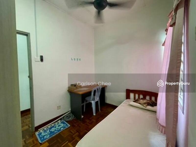 Untuk Dijual - 2-storey Terrace House at Usj 13