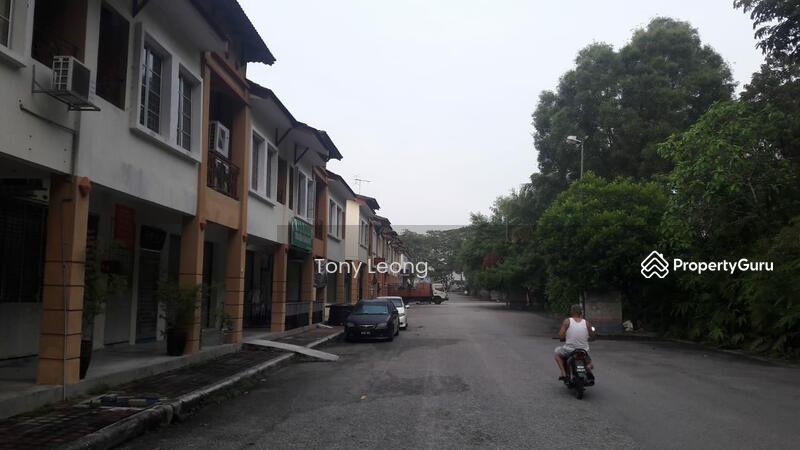For Sale - BANDAR SUNWAY SEMENYIH 2 STOREY SHOP