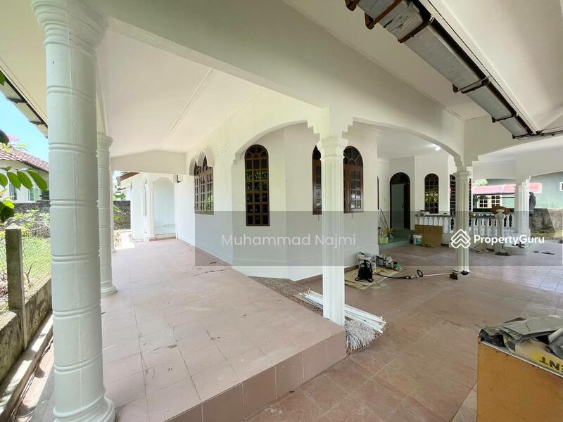 Untuk Dijual - Kampung Balai Besar
