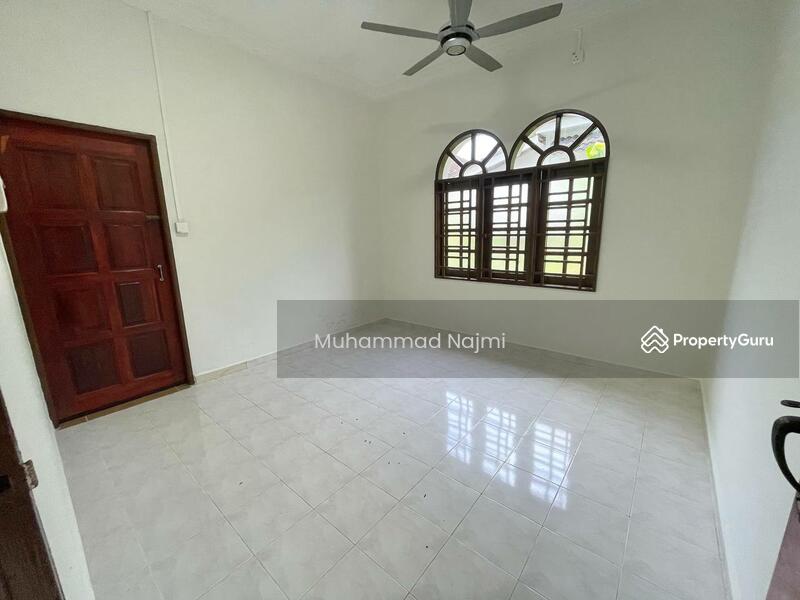 Untuk Dijual - Kampung Balai Besar