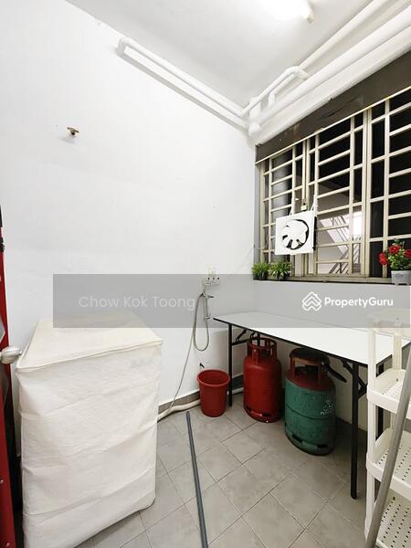 For Rent - Koi Kinrara