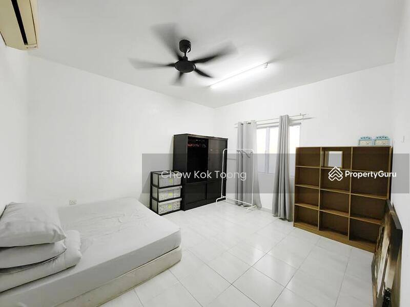 For Rent - Koi Kinrara