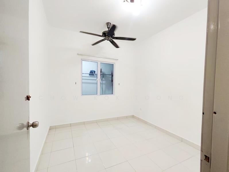 For Rent - Koi Kinrara
