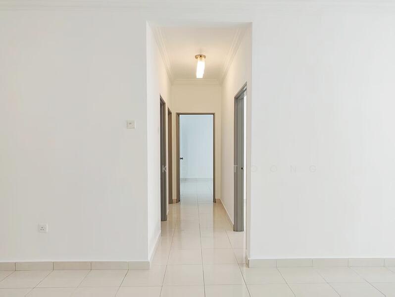 For Rent - Koi Kinrara