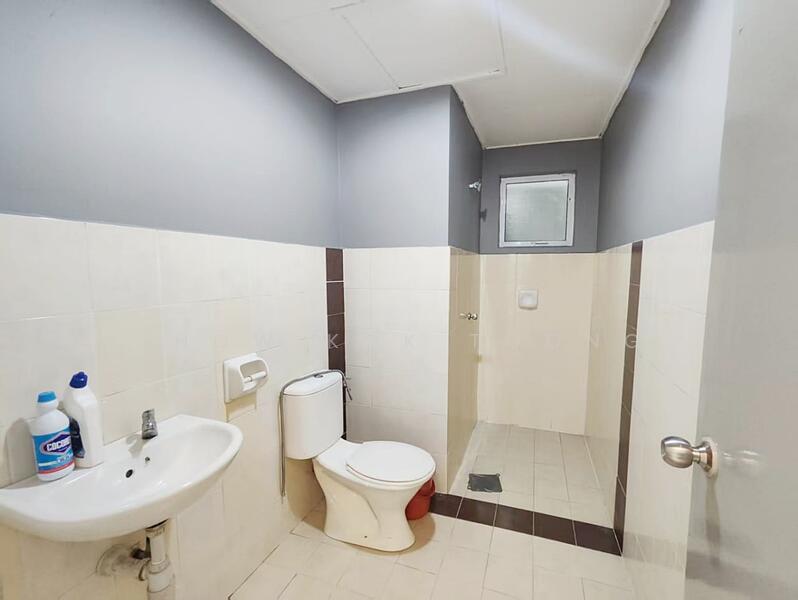 For Rent - Koi Kinrara