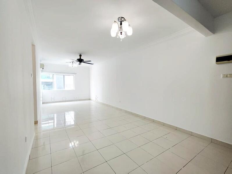 For Rent - Koi Kinrara
