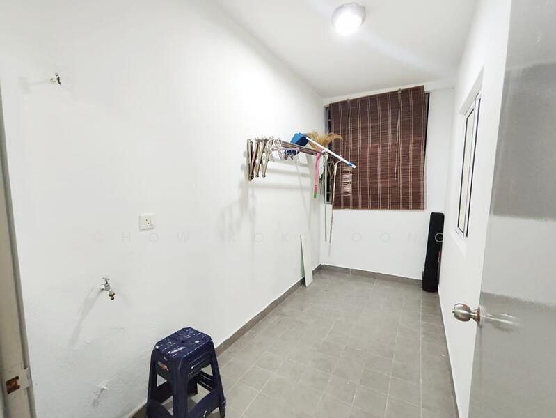 For Rent - Koi Kinrara