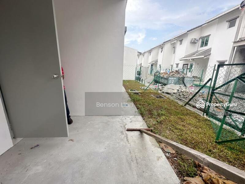 Untuk Dijual - Halya @ Daunan Worldwide