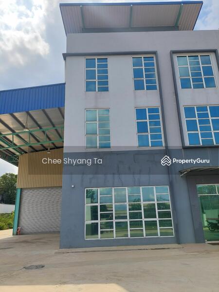 For Sale - Semi-D factory at Kota Kemuning