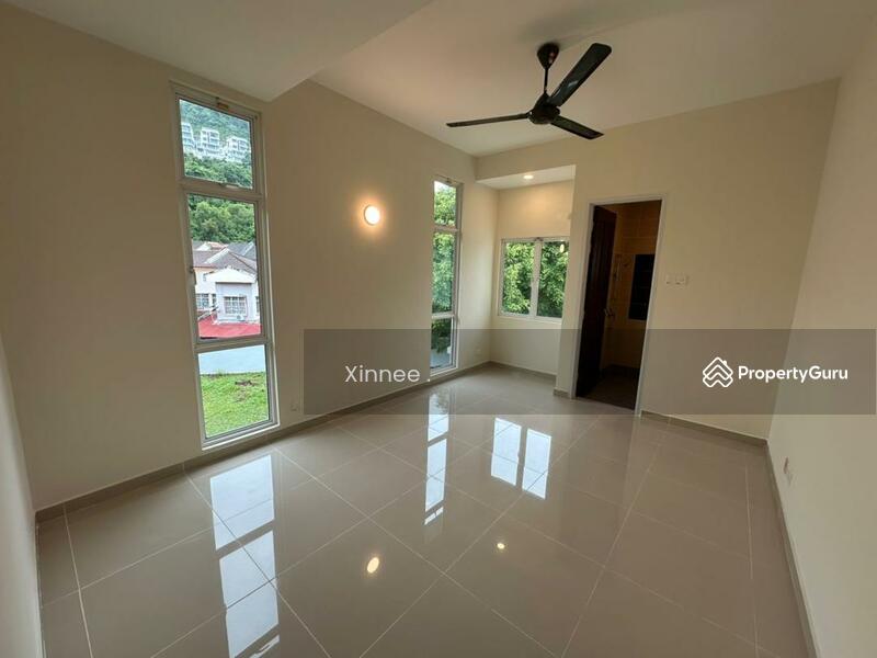 For Rent - Ashley Green 3 Storey Semi D