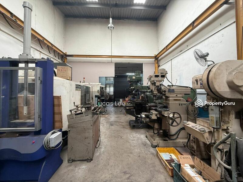 For Sale - Factory at Taman Perindustrian Desa Plentong