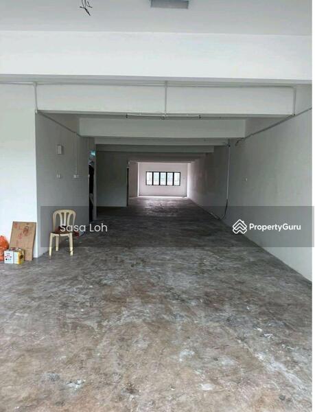 For Rent - Facing Main Road, 2 Storey Shop Lot @ Bandar Sungai Long For Rent