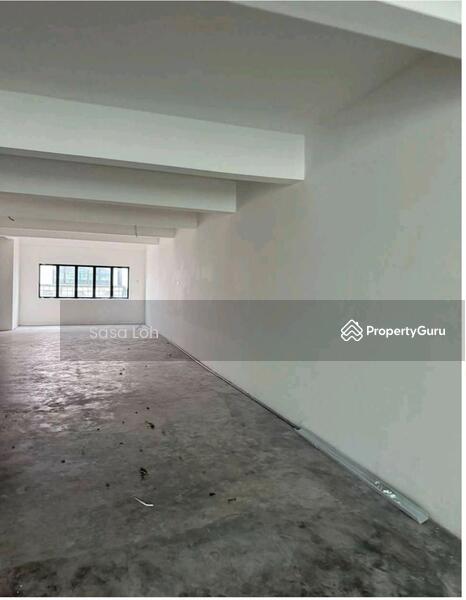 For Rent - Facing Main Road, 2 Storey Shop Lot @ Bandar Sungai Long For Rent