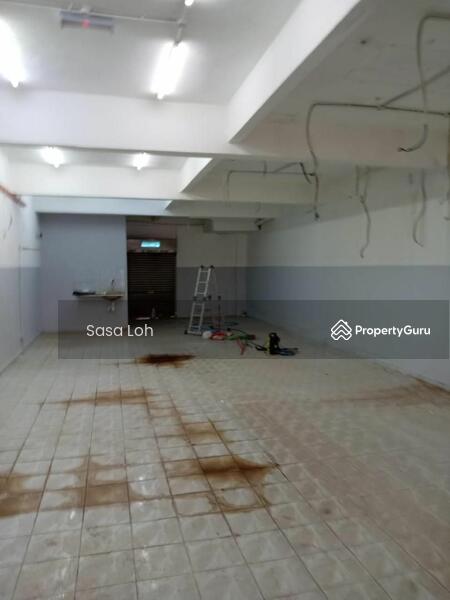 For Rent - Facing Main Road, 2 Storey Shop Lot @ Bandar Sungai Long For Rent