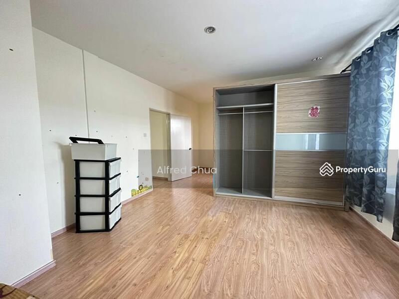 For Sale - 2-storey Terrace House at Taman Uni Garden