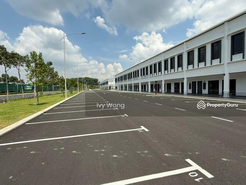 For Rent - Silver Square, Whitten, Ivoris Eco Majestic Ground Floor Shoplot Office for rent