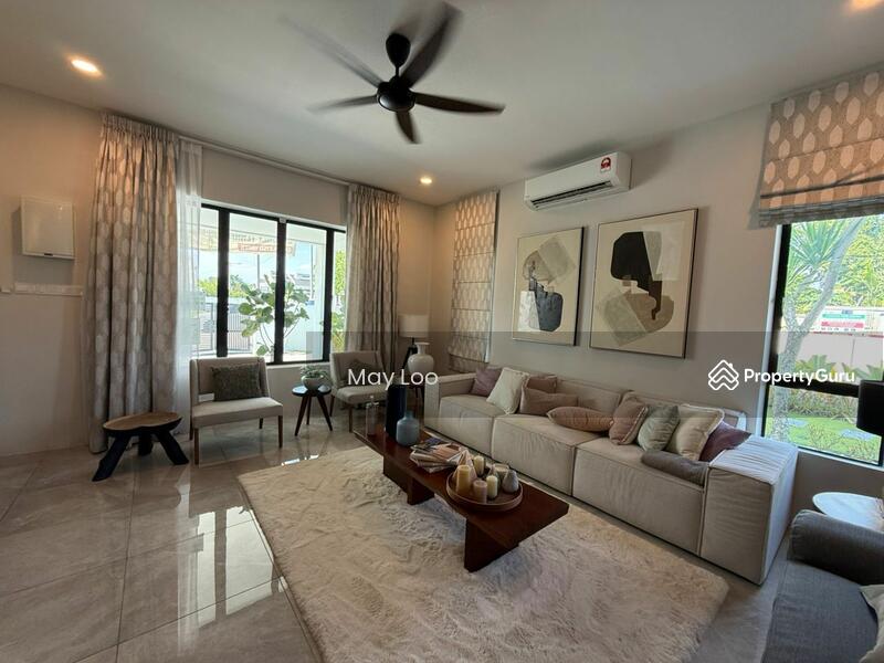 For Sale - Terraced House at Taman Shatin