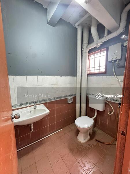 For Rent - Putri Ria
