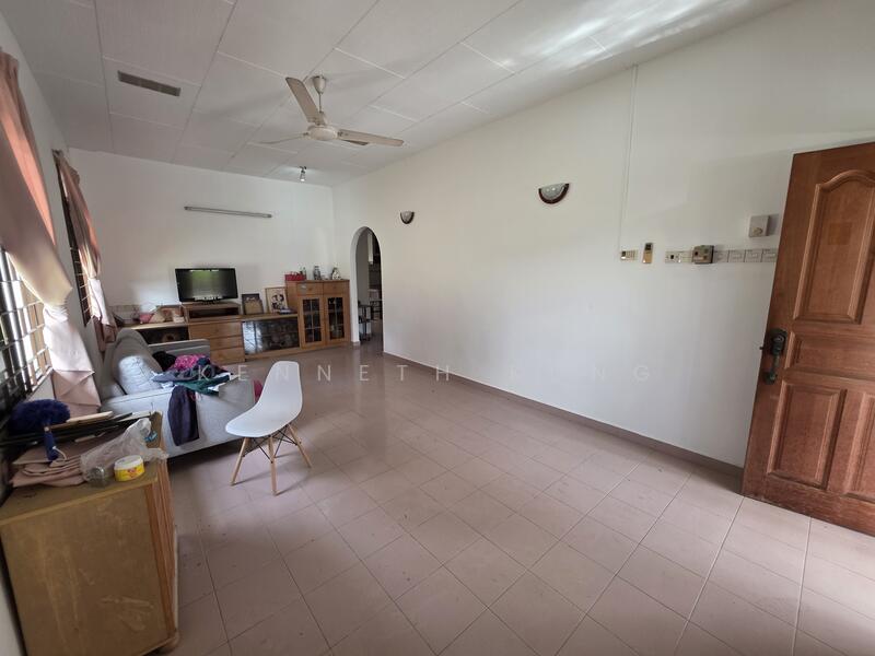 Untuk Dijual - Jalan Chong Lye Hock Single Storey Semi D Tanjung Tokong
