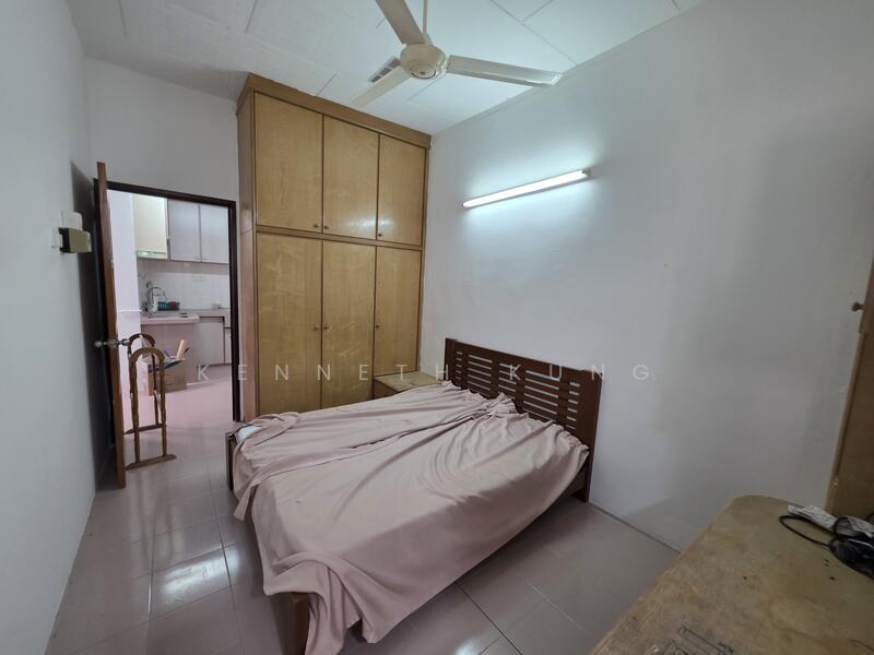 Untuk Dijual - Jalan Chong Lye Hock Single Storey Semi D Tanjung Tokong
