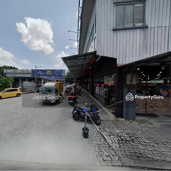 For Rent - ⭐Ground floor⭐ 9,000sf + 4,000 extra land with concrete⭐ Next to Jaecoo & GMW⭐ Batu 11 ⭐