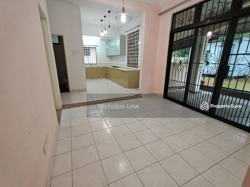 Untuk Disewa - Perling Jalan Sutera Hijau Corner Lot