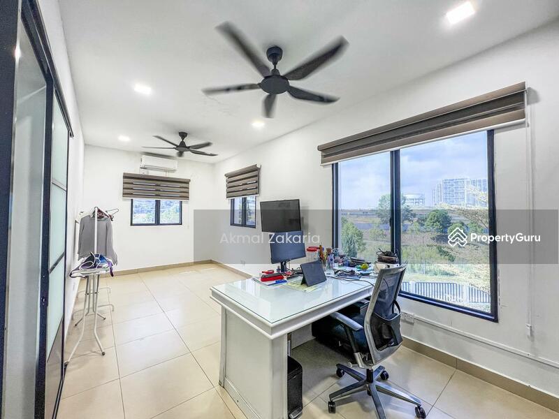 For Sale - Facing Open Double Storey Semi Detached House Alam Sari Bangi