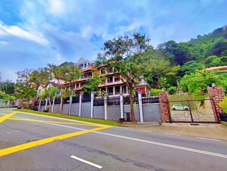Bungalow for Sale in Taman Bukit Jambul (Bukit Jambul) - Allen . - Exterior - PropertyGuru.com.my