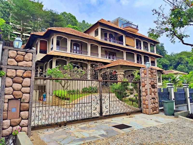 Bungalow for Sale in Taman Bukit Jambul (Bukit Jambul) - Allen . - Exterior - PropertyGuru.com.my