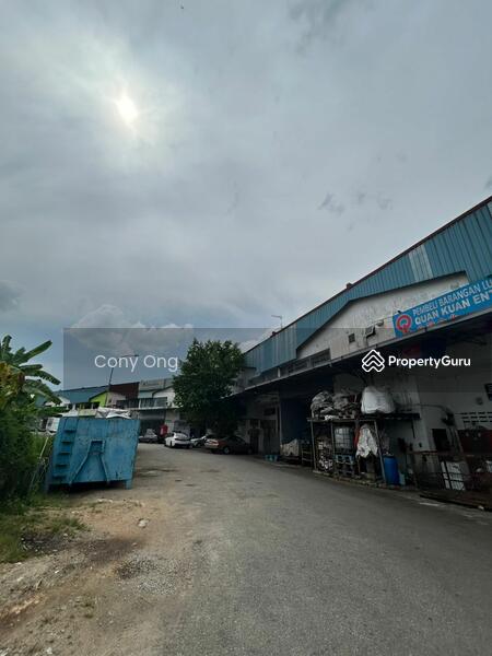 For Sale - Desa Plentong,Jalan Sri Wangi,Masai,1.5 storey terrace factory,fully extend covered