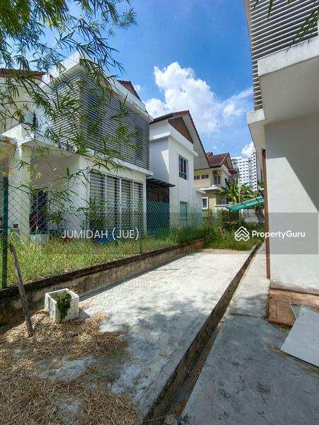 ENDLOT UNITOPEN COURTYARDNEAR PLAYGROUNDDouble Storey Superlink Puncak Bestari Cendana Type B Pu