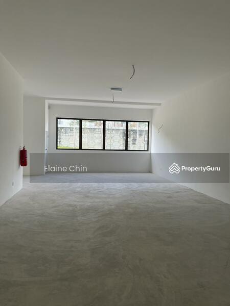 For Sale - Kajang Sungai Long Twin Palm Shop for Sale (Main Road)