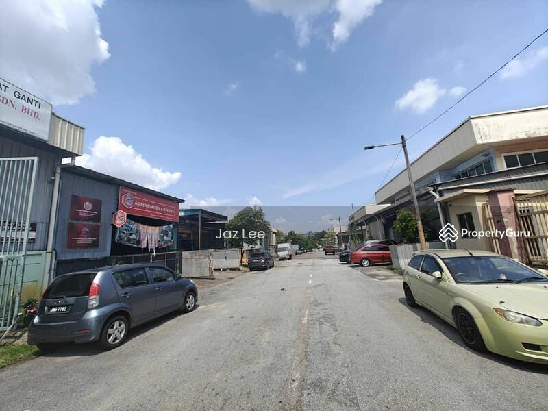 For Sale - Tampoi Single Storey Link Factory