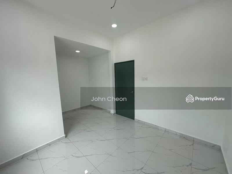 For Sale - Taman Senai Baru Big Corner Lot For Sale