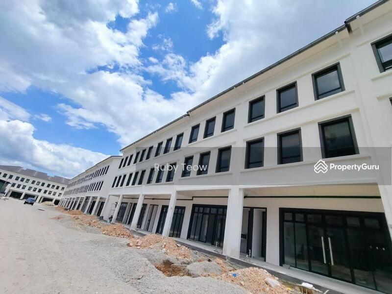 For Rent - Eco Botanic Phase 2 – New 3 Storey Shop Lot for Rent