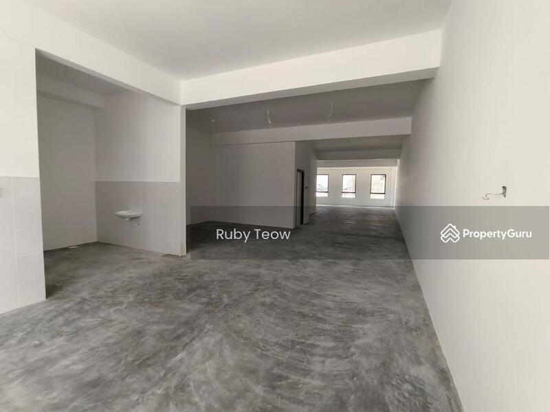 For Rent - Eco Botanic Phase 2 – New 3 Storey Shop Lot for Rent