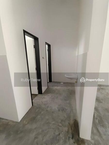 For Rent - Eco Botanic Phase 2 – New 3 Storey Shop Lot for Rent