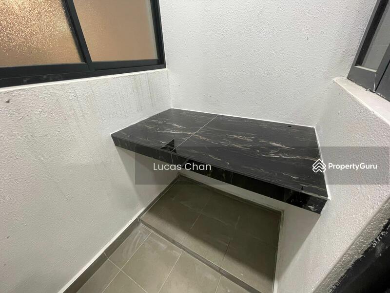 Untuk Dijual - Platinum Arena