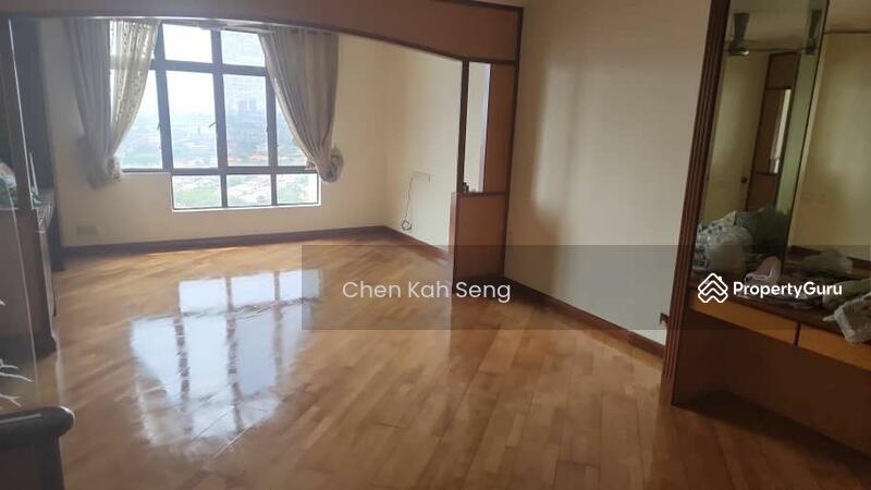 For Rent - Maxwell Towers