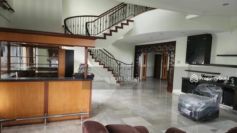 For Rent - Maxwell Towers