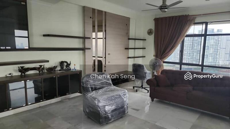 For Rent - Maxwell Towers