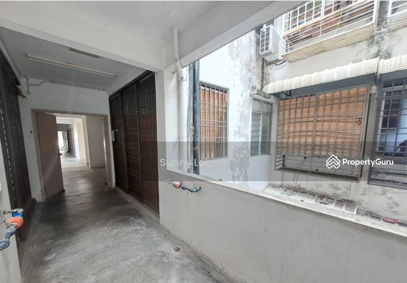 Untuk Dijual - Azuria Condominium