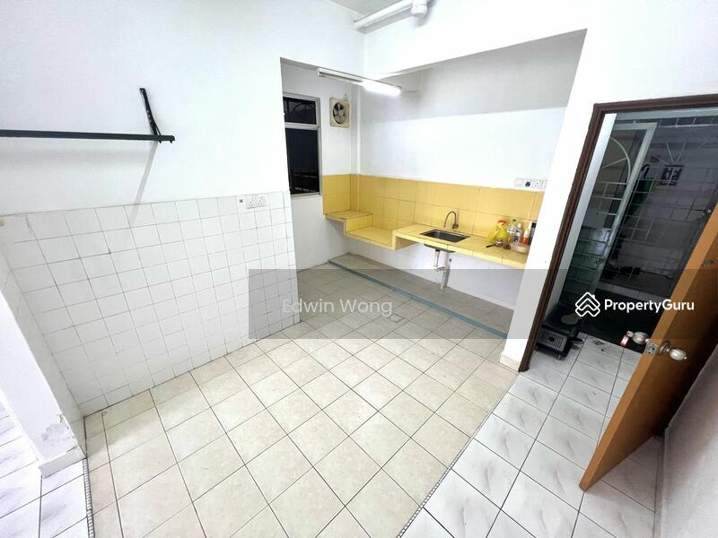 For Sale - Pangsapuri Merak