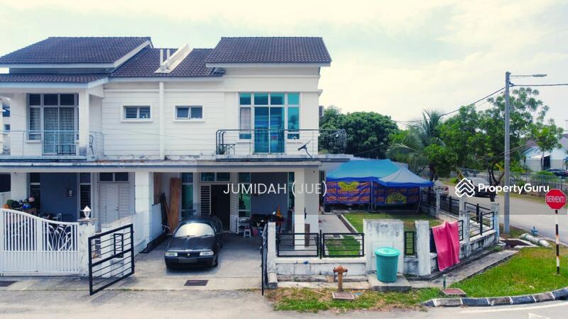 Corner Lot 2 Storey Semi D Cluster @ SP 9, Bandar Saujana Putra, Selangor