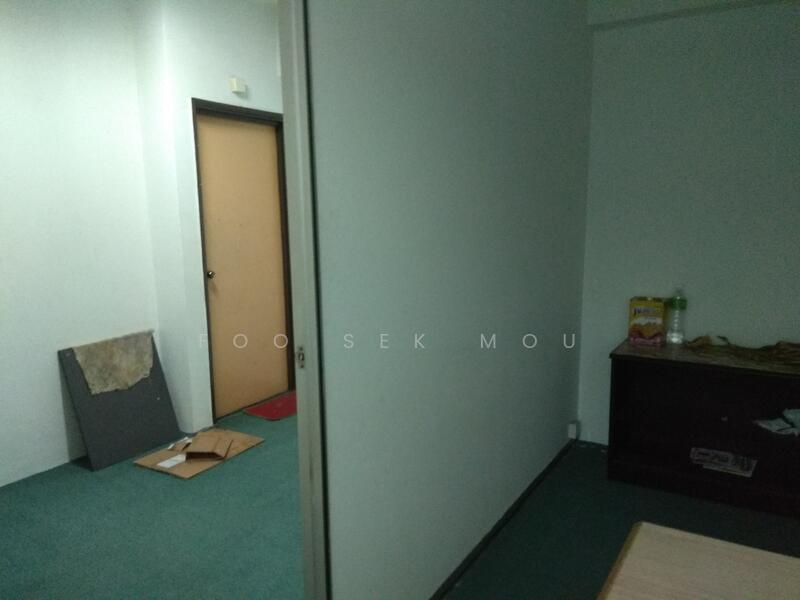 For Rent - Diamond Square